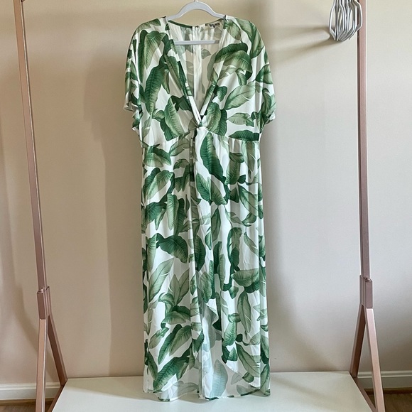 Show Me Your MuMu Get Twisted Maxi Dress in Palmtini Print- Size XL - Picture 3 of 5